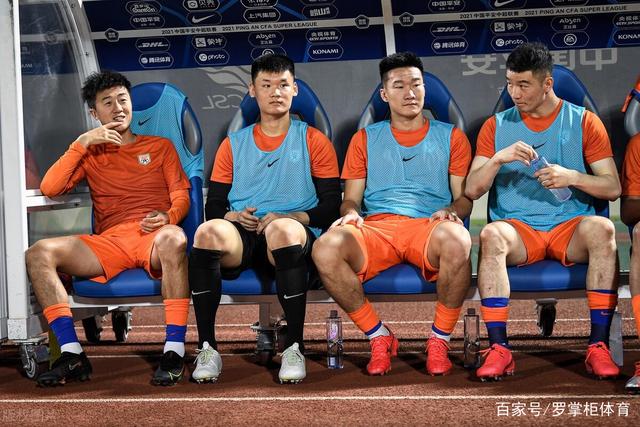 大多数美国人渴望变革，特朗普支持率降至最低